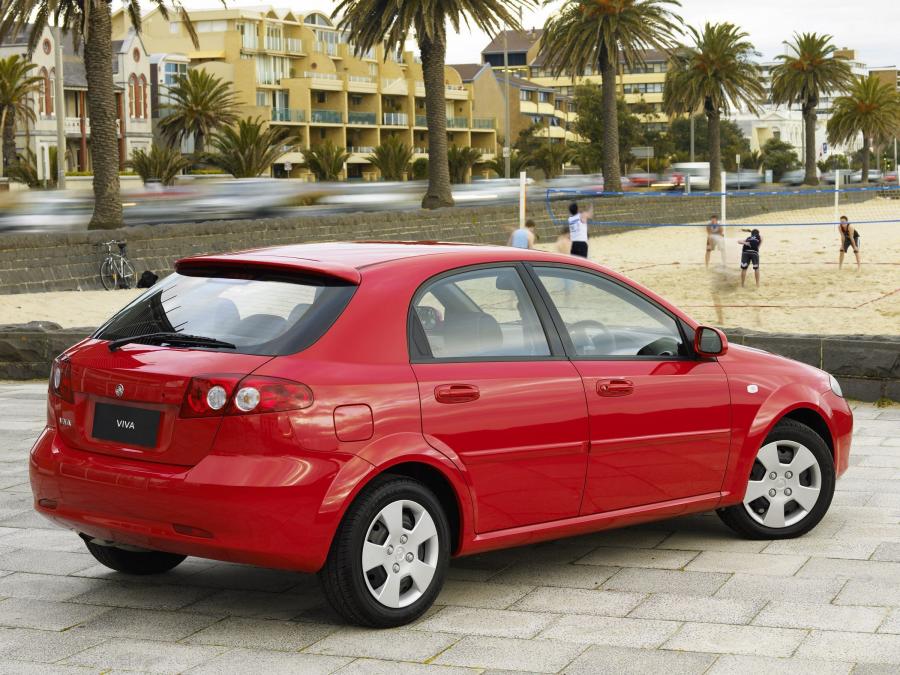  Holden Viva Hatchback 2005 года  (фото 14 из 21)